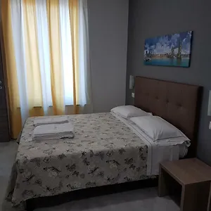 Hotel Oregon, Milão